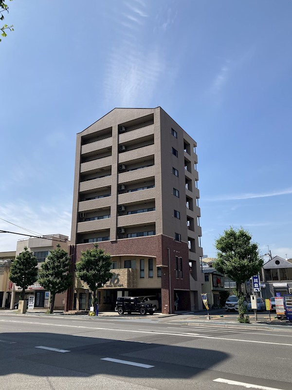 サン=テグジュビル 701号室 外観