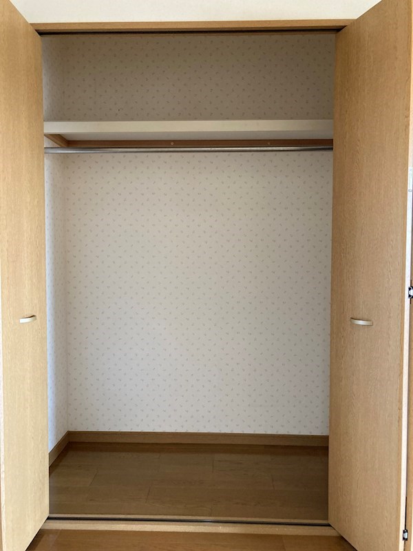 サン=テグジュビル その他9