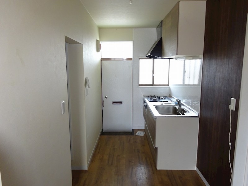 ビレッジ旭ヶ丘 玄関