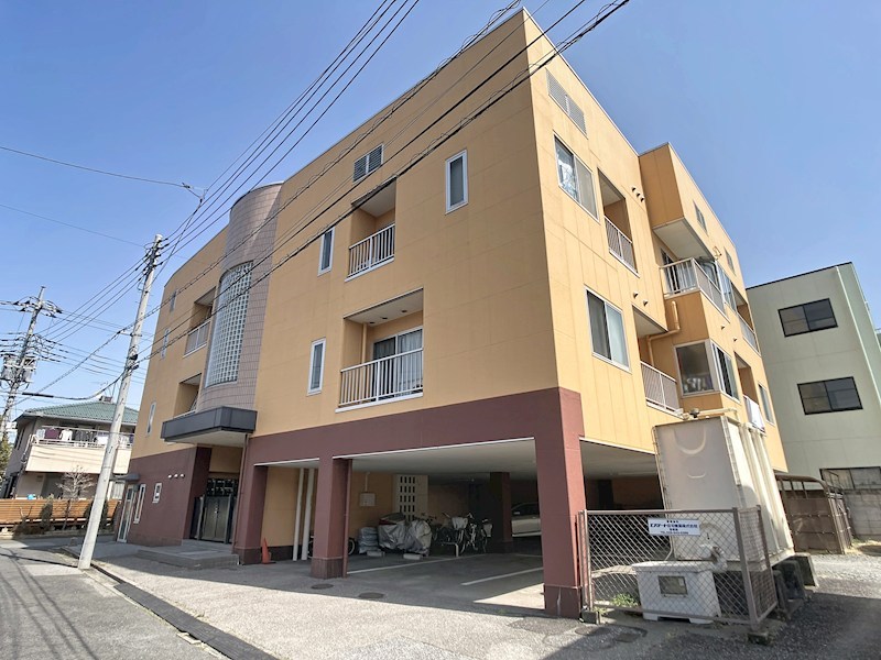 プラムハイツ 外観