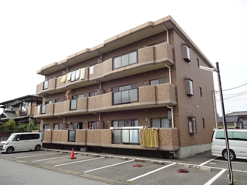 ラ・セゾン富士 201号室 外観