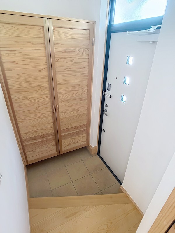 サンクセゾン 玄関