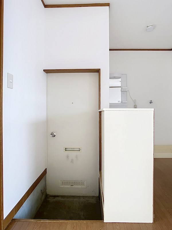 ホリディハイツ 玄関