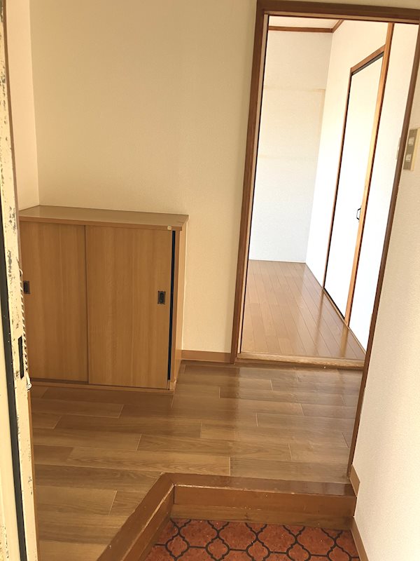 エトワール今泉 玄関