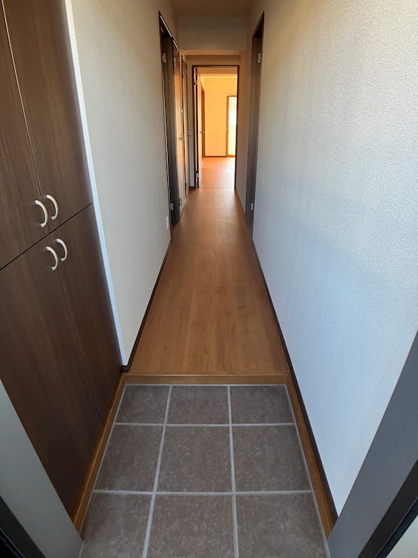 グランフォレストG 玄関