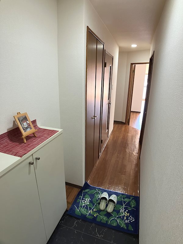 ネオニシキ 玄関