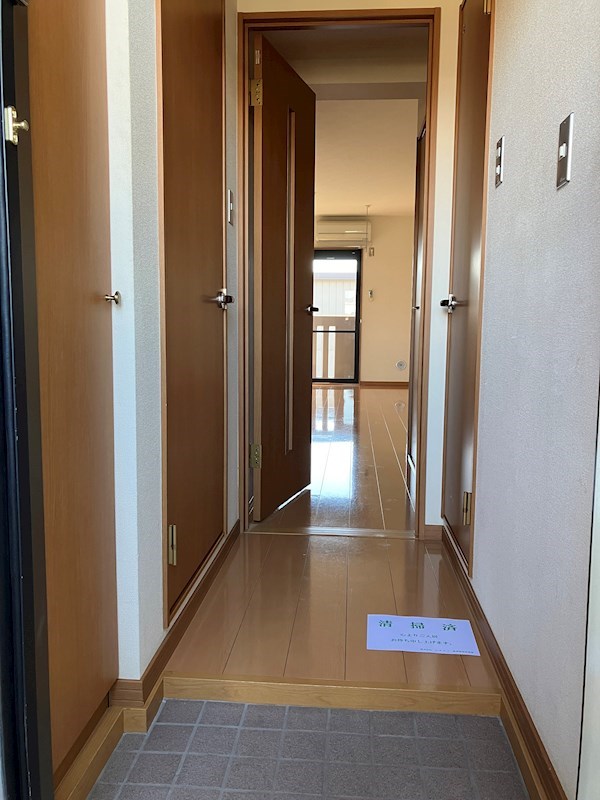 ルーナシティ 玄関