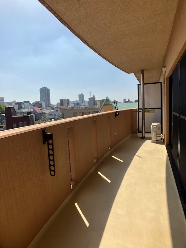 ネオニシキ ベランダ