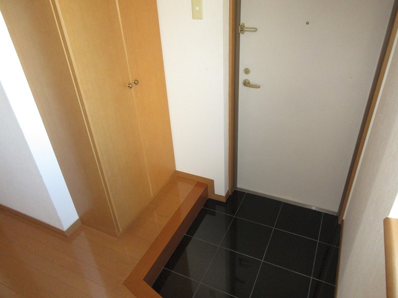 材木町ヴィラージュマンション 玄関