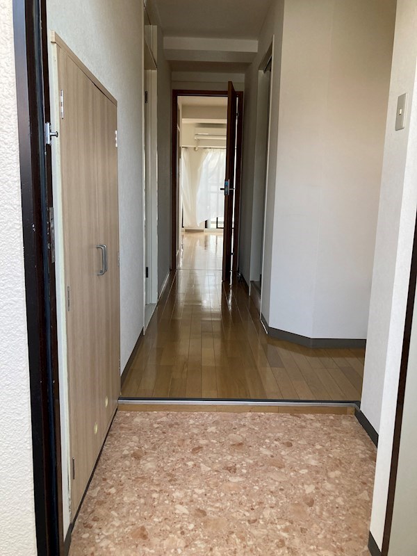 泉ケ丘ハイツ 玄関