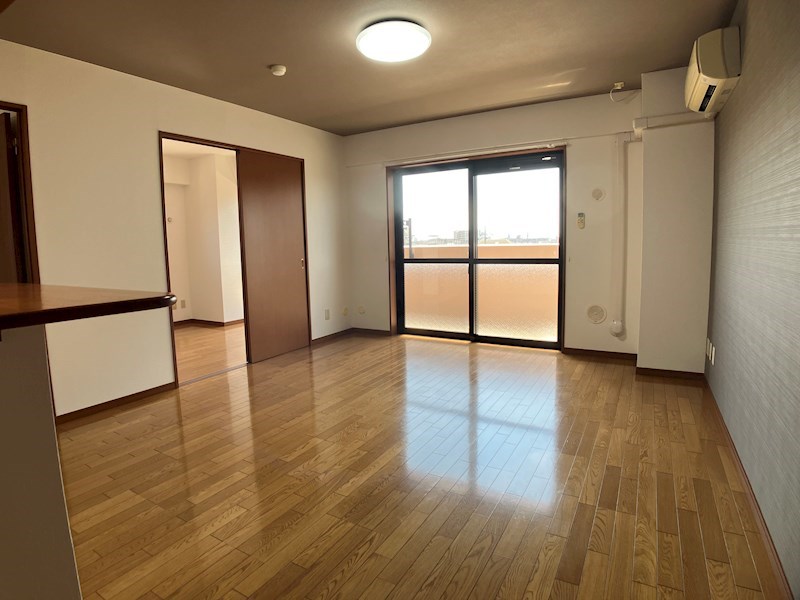 中今泉ヴィラージュマンション リビング