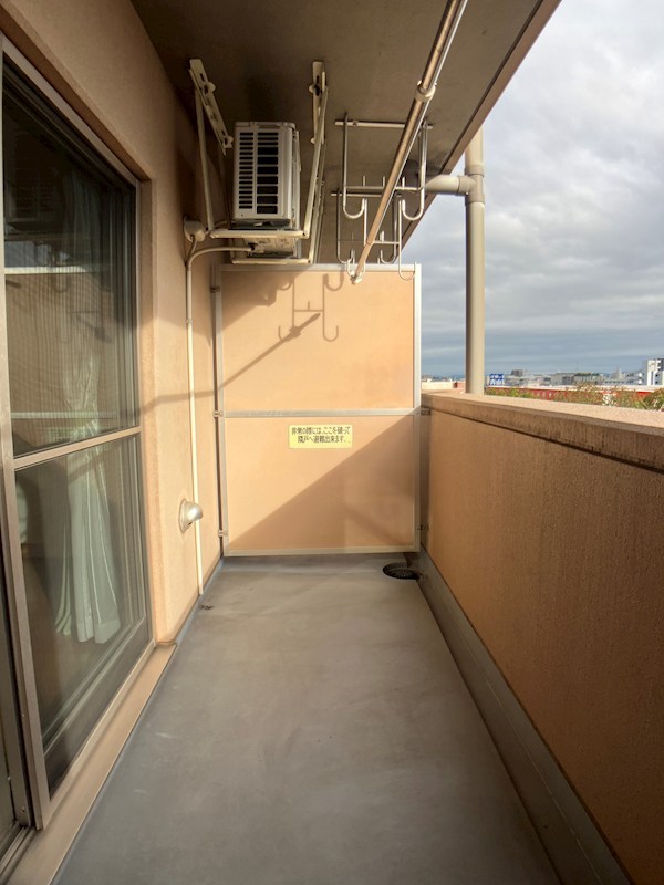 LOTUS MARSH元今泉 ベランダ