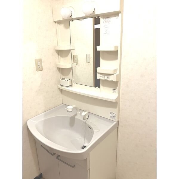 サン=テグジュビル その他1