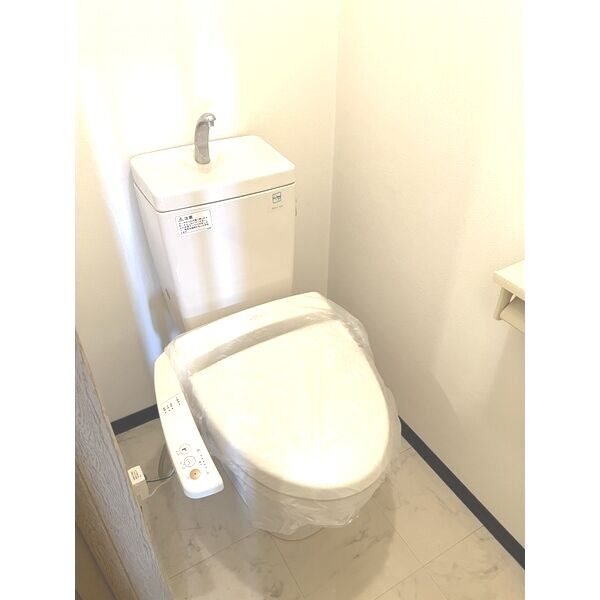 サン=テグジュビル その他2