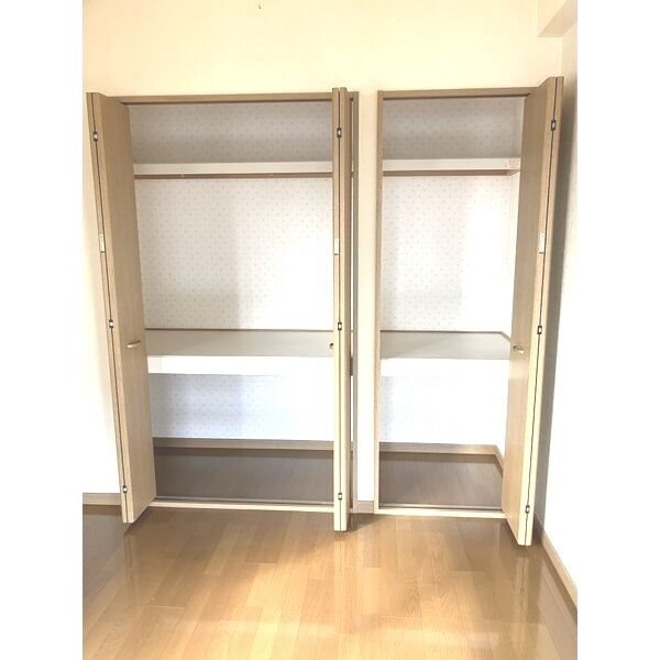 サン=テグジュビル その他3