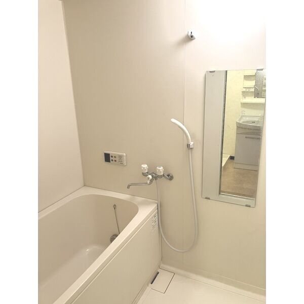 サン=テグジュビル 風呂画像