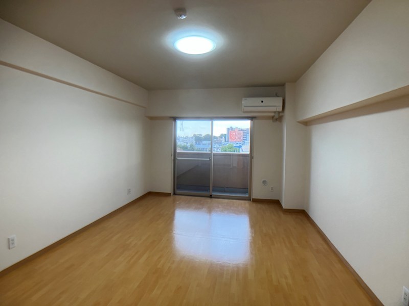 LOTUS MARSH元今泉 ベッドルーム