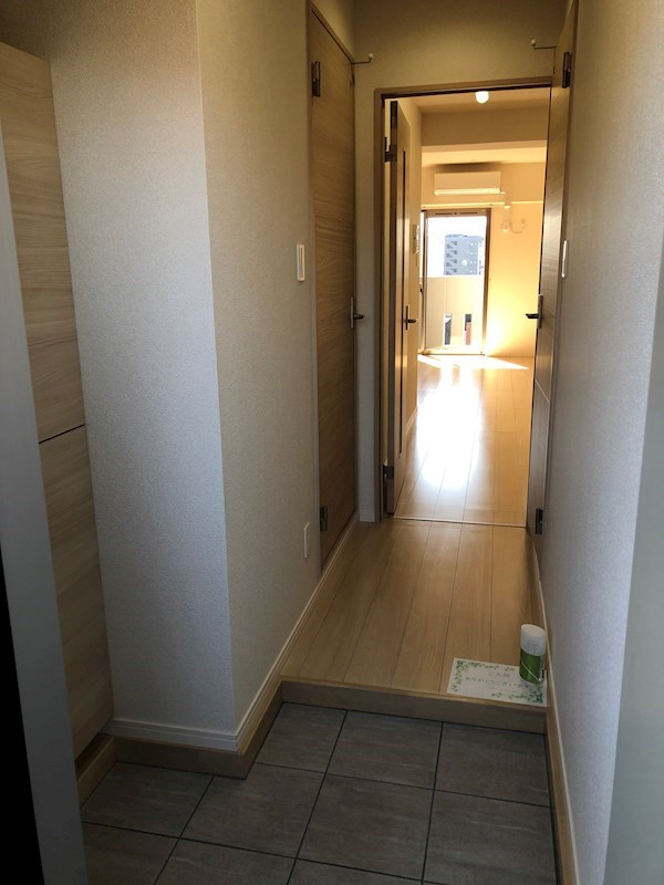 グランバロン宇都宮 玄関