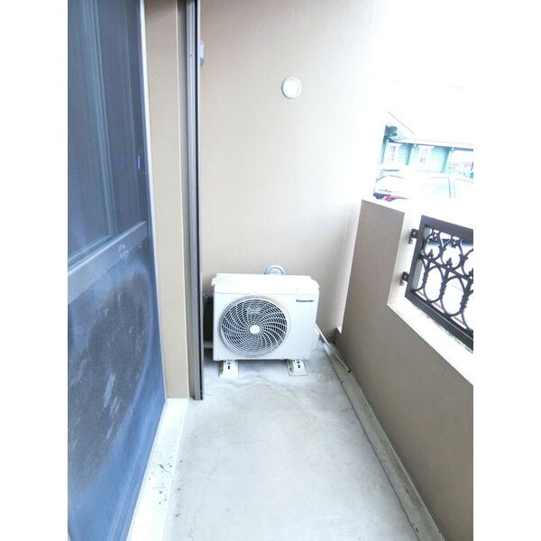 Y&amp;amp;M GENTRY・AYU ベランダ