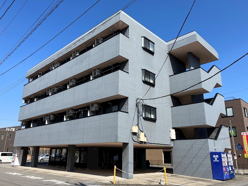 アバンティ 402号室 外観