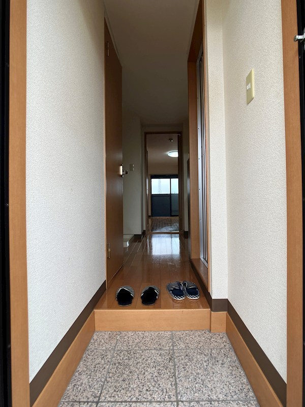 アバンティ 玄関