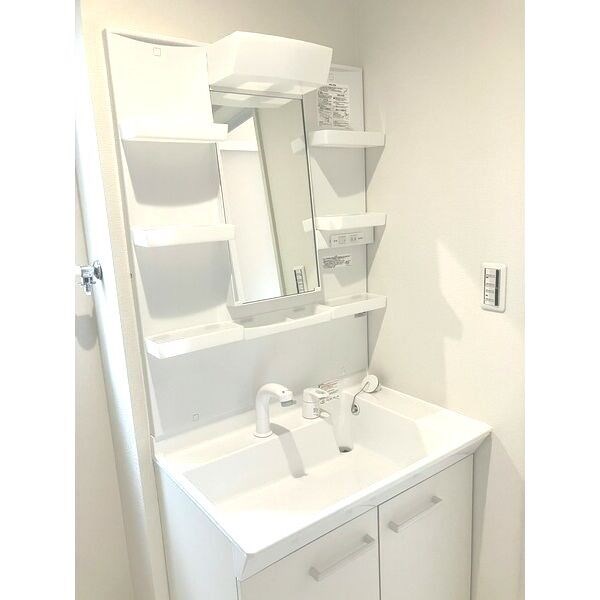 グリシーヌ  その他1