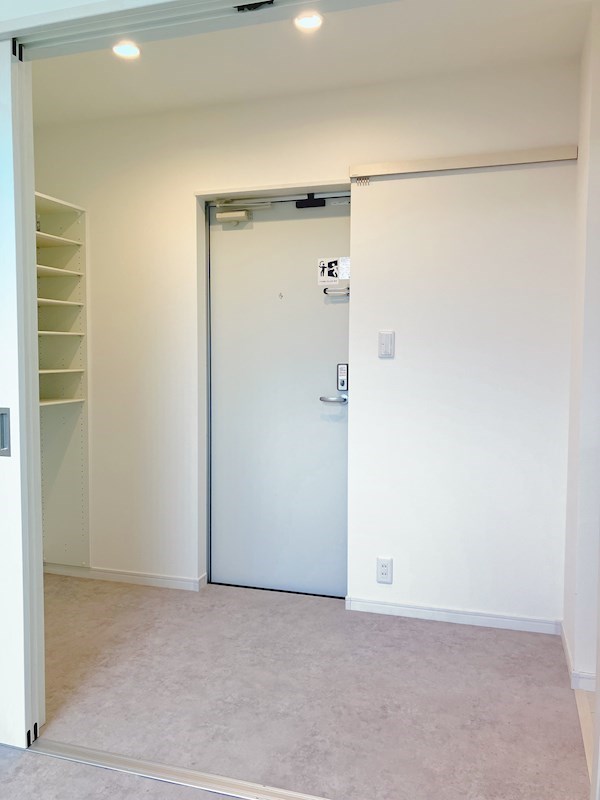 グランオーラ千波 玄関