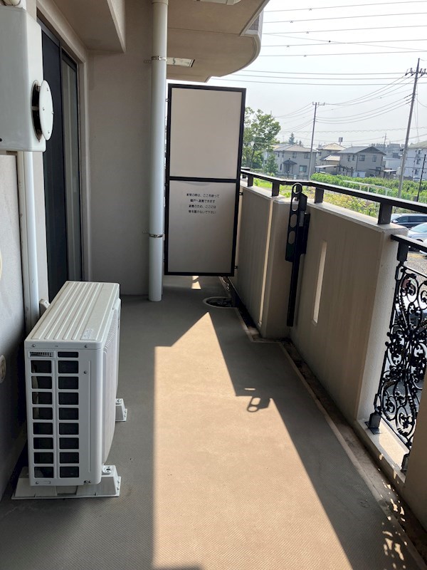 ザ・ミレニアムレジデンス ベランダ