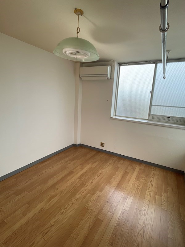 パレドール駅南 リビング