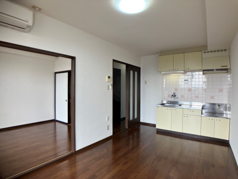 宇都宮昭和ビルⅡ リビング