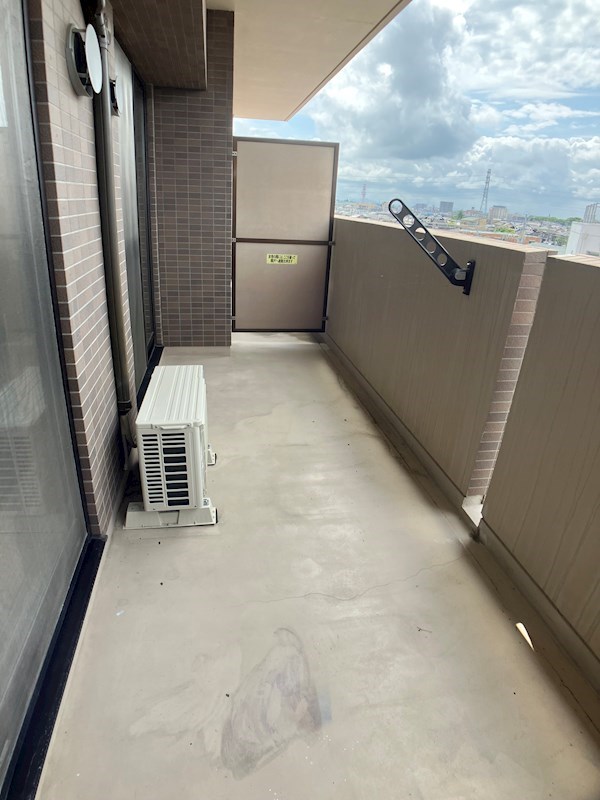 エソール中今泉 ベランダ