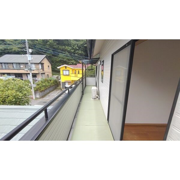 立伏町一戸建 ベランダ