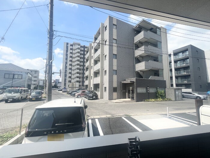コロ企画コート ベランダ