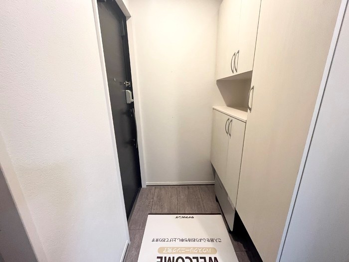 コロ企画コート 玄関