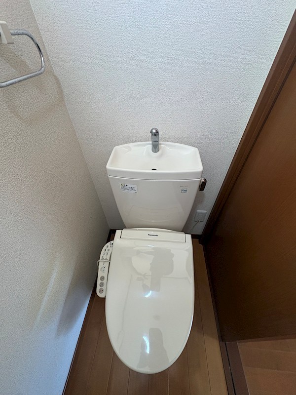 ブルージュエル  トイレ