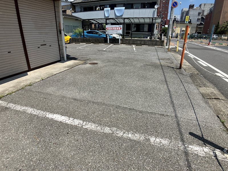 タカヲイン 駐車場