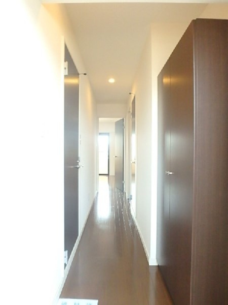 リバーサイド天神 玄関