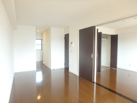 リバーサイド天神 リビング