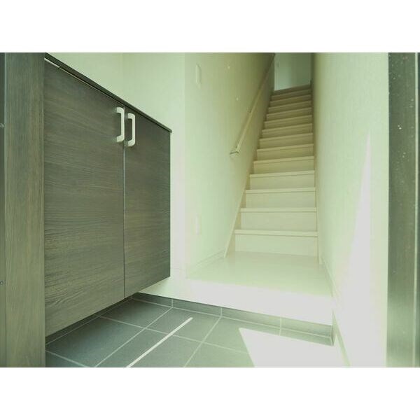 フォーナイン 玄関