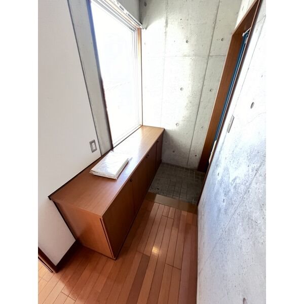 ラ・フォンテーヌ 玄関