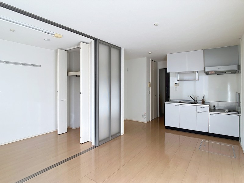 ビューラーKEN　Ｃ リビング