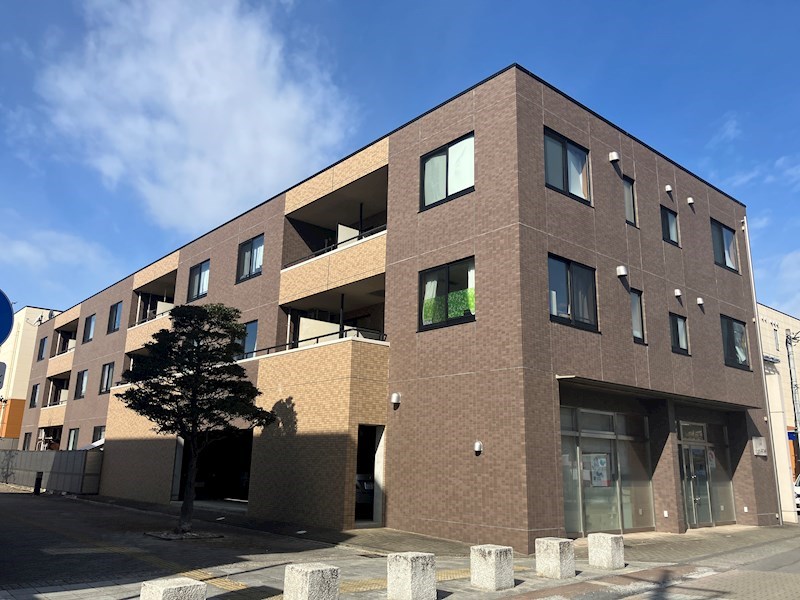 アゼリアコート宿郷 307号室 外観