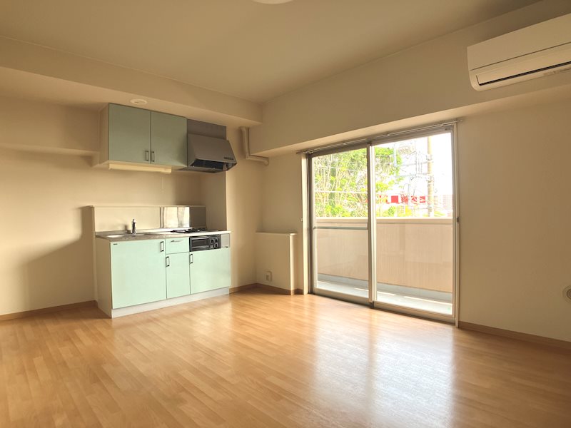 LOTUS MARSH元今泉 リビング