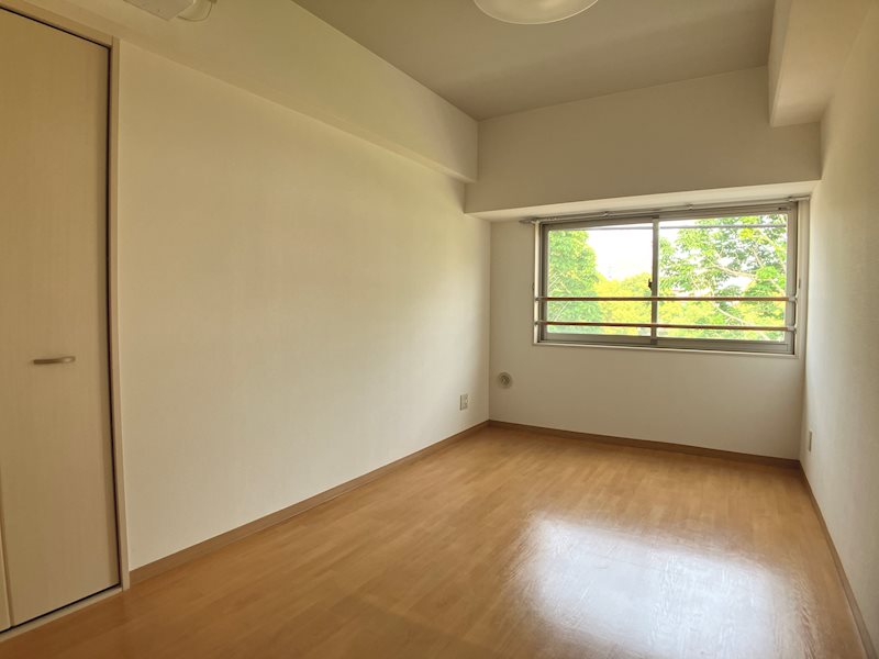 LOTUS MARSH元今泉 ベッドルーム