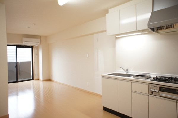 プラナス桜 キッチン