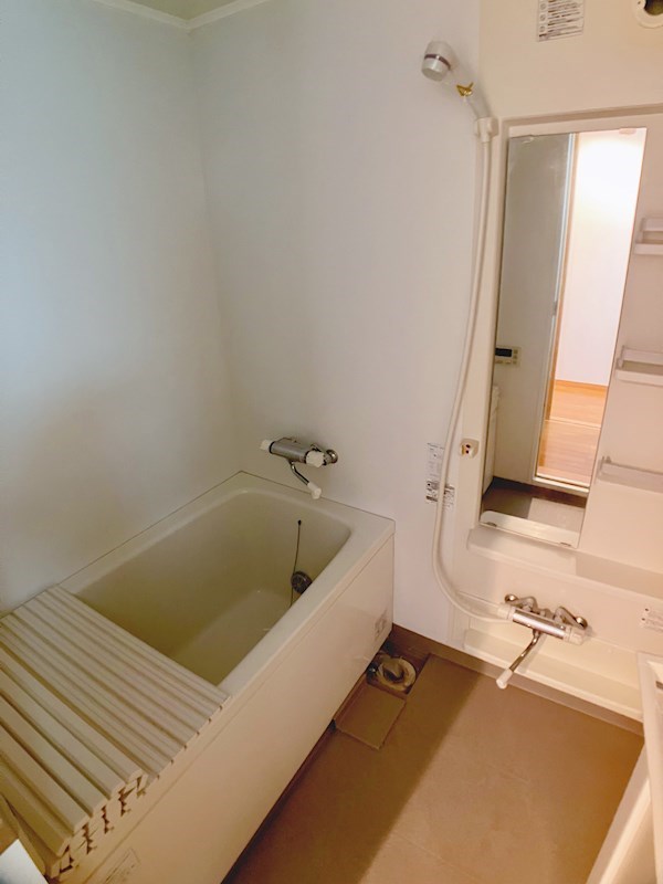 ファーストアベニュー 風呂画像