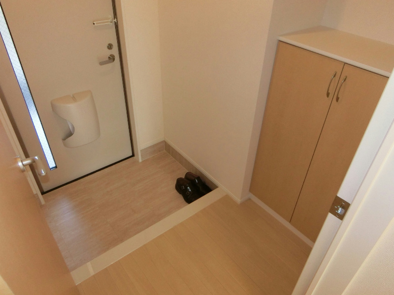 パンション岩曽 玄関