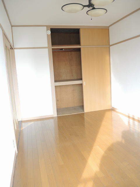 赤羽ハイツ2号棟 ベッドルーム