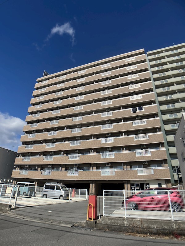 三向ハイツ元今泉 806号室 外観