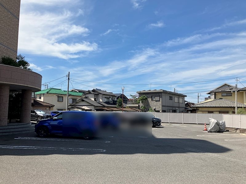 一の沢ヴィラージュマンション 駐車場